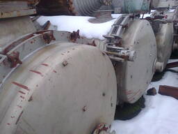 Продам бочки з нержавійки 12Х18Н10Т ..1.5 куб...4 куб..6 кубів