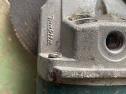 Продам «болгарку» Makita 9069 вживану.