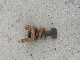 Продам болт клемный в сборе новый