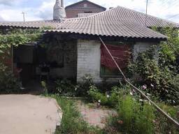 Продам частину домоволодіння 55 м + 4 сот. землі р-н пр.Металлургів!