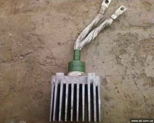 Продам Диод ВЛ-320-10 81г
