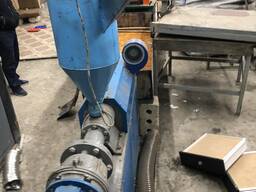 Продам еструдер та дробилку