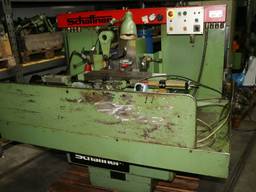 Продам фрезерный станок. Швейцария.