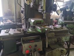 ПРОДАМ ВЕРТИКАЛЬНО-ФРЕЗЕРНЫЙ СТАНОК 6Т12.
