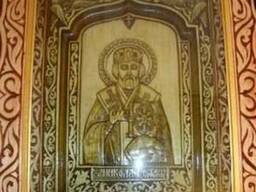 Продам Иконы резные