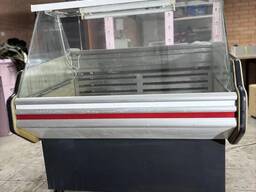 Продам холодильну вітрину 1.3 м — чиста, без поломок, готова до роботи