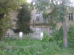 Продам комерційну нерухомість - Дві адміністративні двохповерхові будівлі по 472,2 кв м і