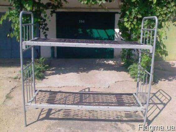 Продам кровати двухъярусные металлические БУ