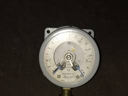 Продам манометры электроконтактные ДМ2010Сг 0-16 кгf/cm2