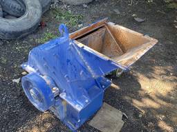 Продам молотковую дробилку