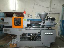 Термопластавтомат ДЕ3327Ф1