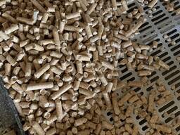 Продам паливну гранулу соснову 6 мм.