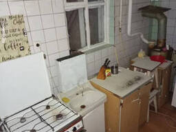 Продам пів будинку.