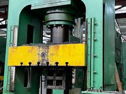 Продам прес гідравлічний ДГ2434А 250 тн.