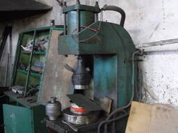 Продам преса пневматичні.