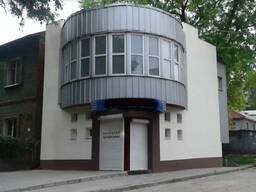 Продам приміщення під магазин площею 85 кв. м на вул. В'ячеслава Чорновола