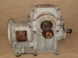 Продам редуктор РГЛ-160-50-62