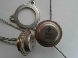 Продам транзистори П210Б