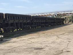 Продам вагоны и комплектующие к ним