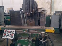 Продам вертикально фрезерный станок 6Т12