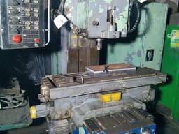 Продам вертикальный фрезерный станок FSS 315