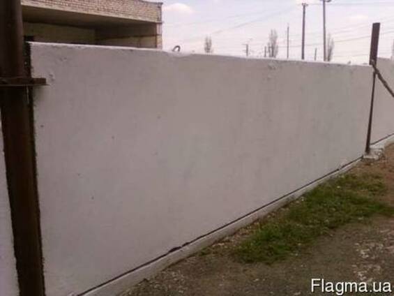 Продам заборные плиты б/у не дорого