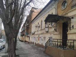 Продам здание! Красная линия, Центр, ул. Короленко