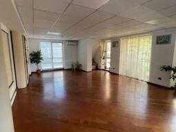 Продам здание в центре, ул. Шевченка