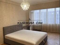Продаж 2-кімнатної квартири, метро Лівобережна, бульвар Шамо. Код 21147670