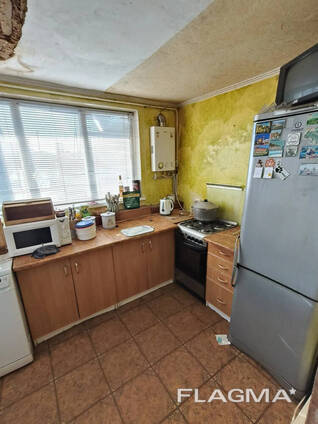 Продаж 2 поверхового будинку геа на Кущівці.