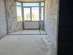 Продаж 2к квартири 61 кв. м на вул. Київська