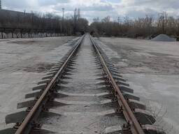 Продаж бетонованої площадки 1,5 га з високою залізничою гілкою