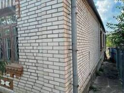 Продаж будинку на Старому місті.