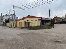 Продаж будинку в гарній локації (СТО, Кафе, Магазин).