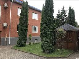 Продаж частини будинку з підвалом і ділянкою, вул. Данила Нечая