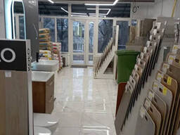 Продаж комерційного приміщення на вул. Київська, площа 253 кв.м