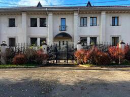 Продаж пансіонату вул. Льотчиків, р-н пл. В. Великого