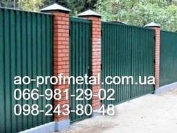 Профнастил зеленого кольору RAL6005 мат та глянець.