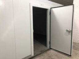 Производство и монтаж среднетемпературных и низкотемпературных дверей