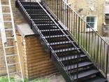 Производство и установка лестниц на металлическом каркасе по индивидуальному проекту - фото 1