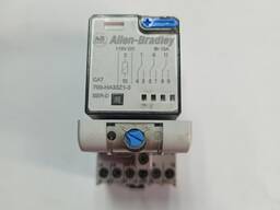 Продам промежуточное реле CAT 700-HA33Z1-3 110V DC 10А с таймером CAT 700-HT3 и колодкой