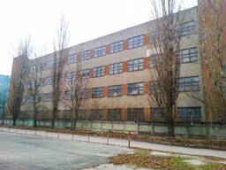 Промислово-адміністративна будівля 8500м2, 0,7га вул. Боровського