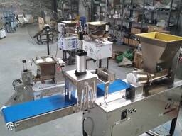 Пропонуємо формувальну машину для виробництва батончиків, цукерок, печива, хлібобулочних