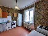 Простора однокімнатна квартира 42 кв. м 5-Зарічний - фото 1