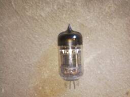 Радиолампы 6Н5П (80г). - 82 шт ( новое , идеальное)