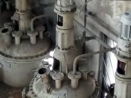 Реактор н. ж. 1 куб. с мешалкой