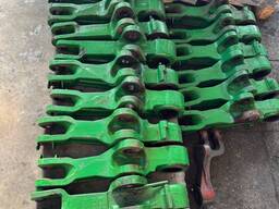 Ремонт задньої навіски (важелів, валів, тяги) трактора John Deere 8000