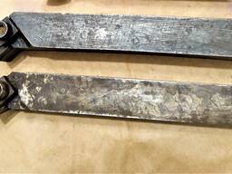 Резцы токарные с механическим креплением пластин