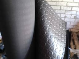 Гумове покриття на підлогу.