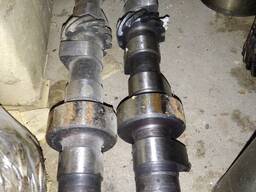 Розпредвал двигуна ГАЗ- 52